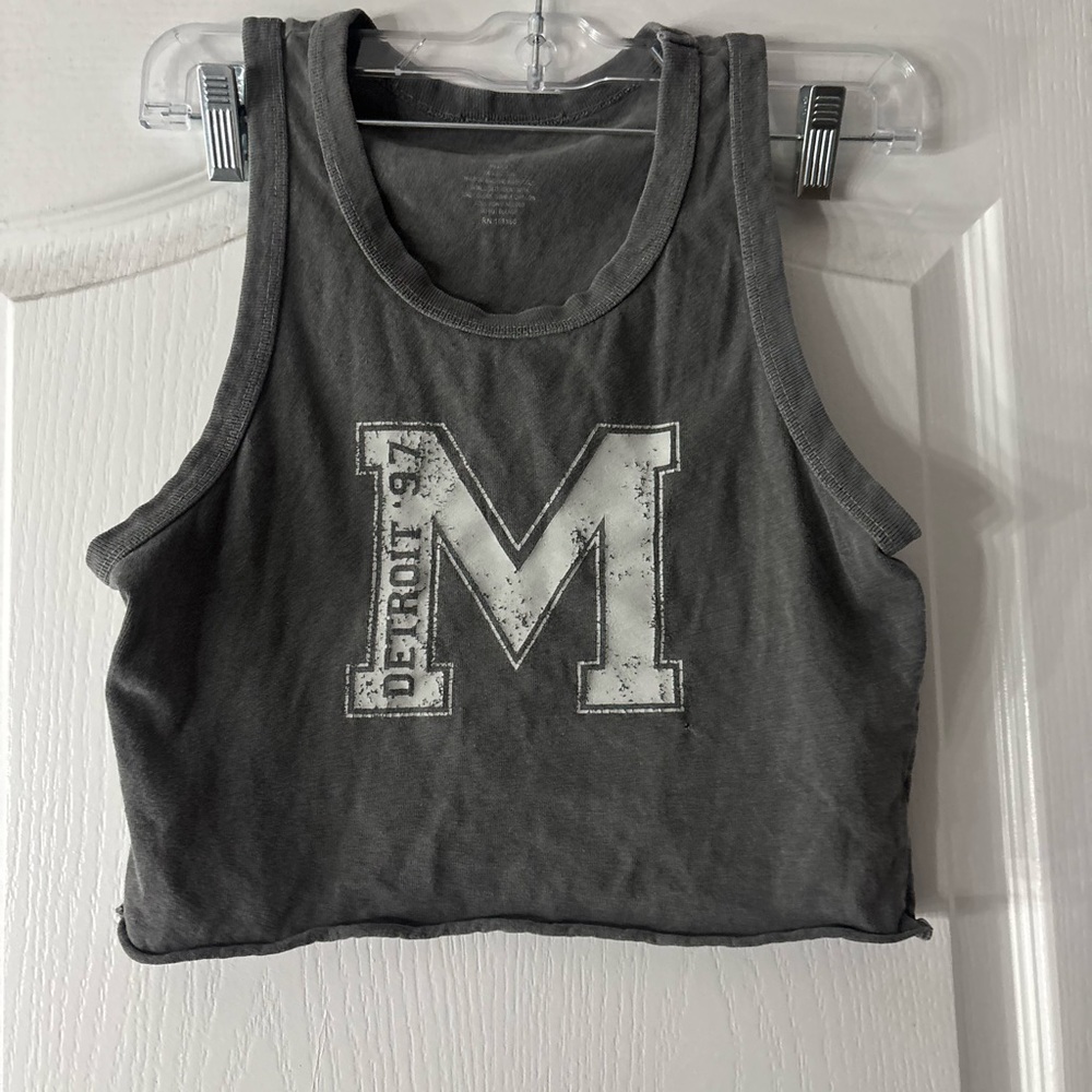 RSQ Gray Crop Top with White Lettering